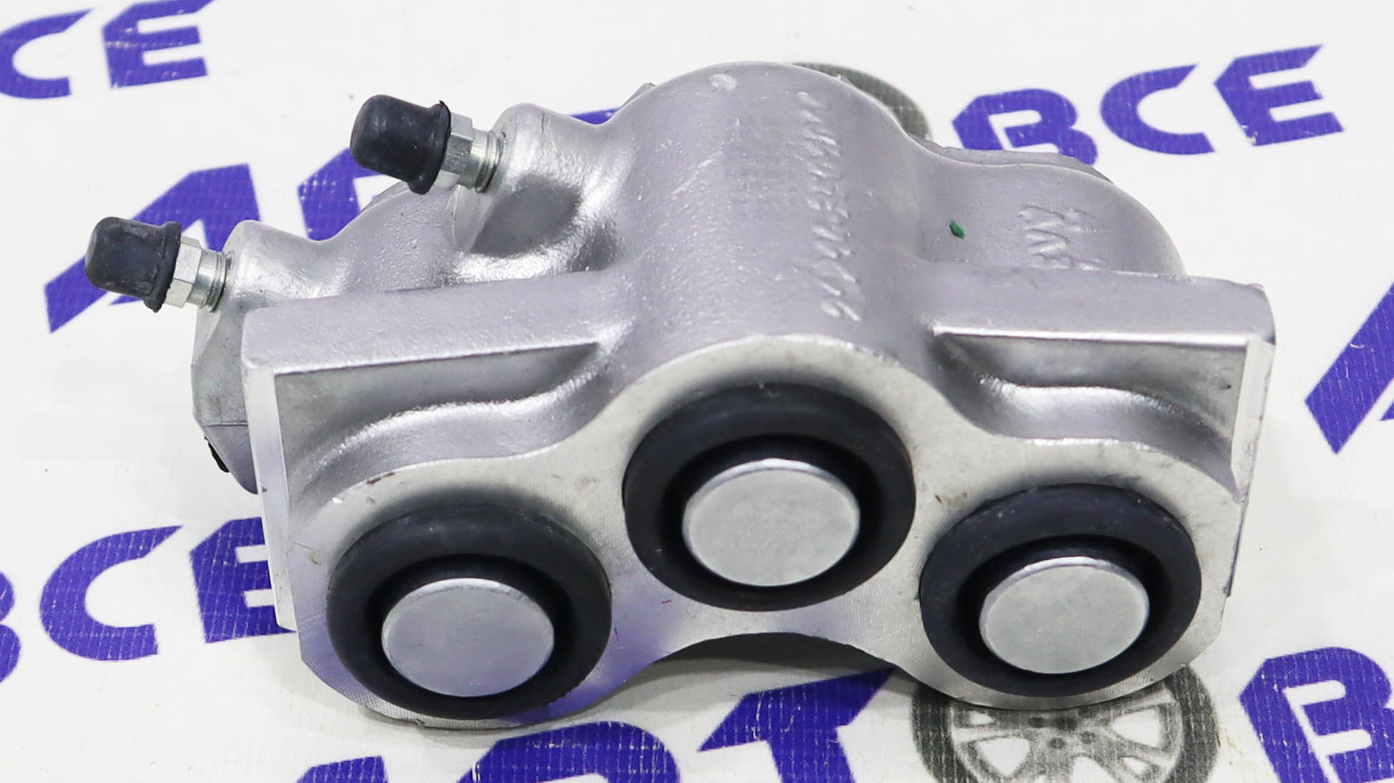 Цилиндр тормозной передний (суппорта) правого ВАЗ-21214 Urban (под 1 шланг) АвтоВаз